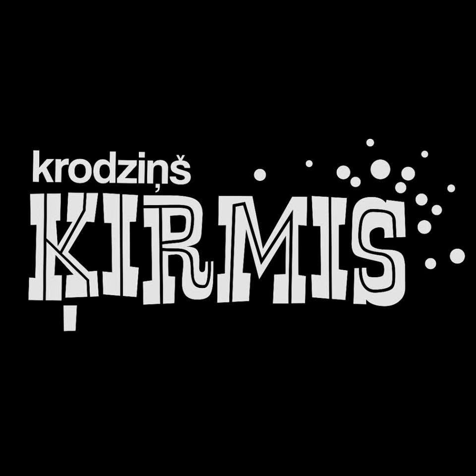 Šampinjonu zupa un Vistas kotlete ar zaļumiem at Krodziņš Ķirmis